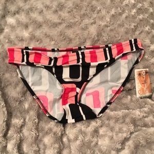 Pursuit Pink and Black Bikini Bottom Size L NWT